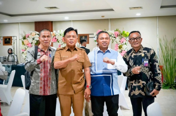 Meranti Terima Sentra Hilirisasi dan Program Peremajaan 3.000 Hektare Kelapa