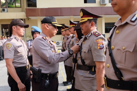 Kapolresta Pimpin Sertijab Sejumlah Perwira Polresta Pekanbaru