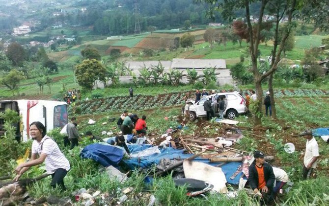 Ngeriiii, Kecelakaan Beruntun Lagi di Puncak, 8 Orang Tewas, Lihat Fotonya