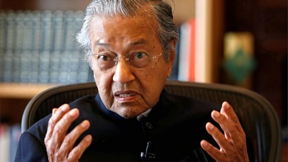 Mahathir Bantah Bebasnya Siti Aisyah Karena Lobi Pemerintah Indonesia