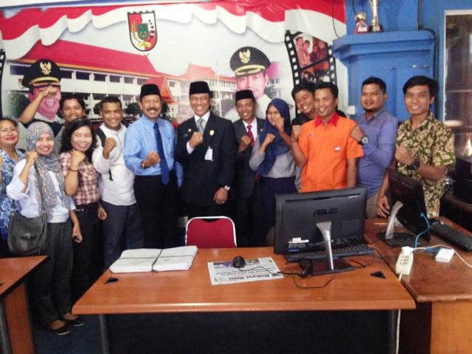 Hari Pertama, Plt Wali Kota Pekanbaru Tinjau Media Center