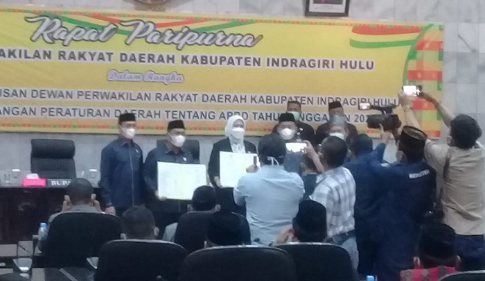 DPRD Sahkan APBD Inhu 2022 Sebesar Rp1,4 Triliun