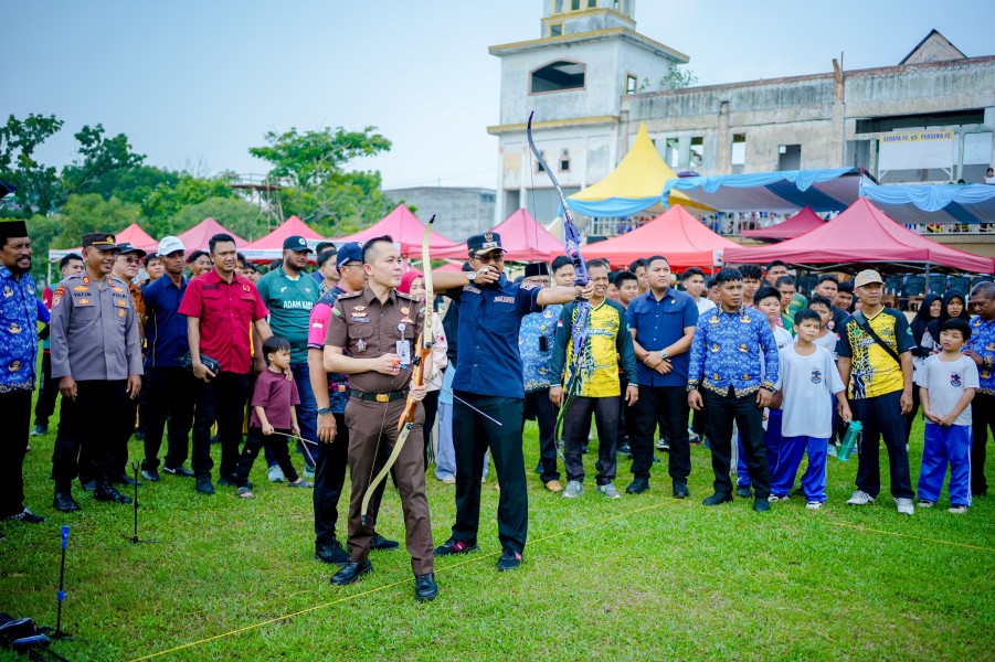 Wabup Jhony Charles Buka Kejurprov Panahan VIII Riau 2026 di Bagansiapiapi