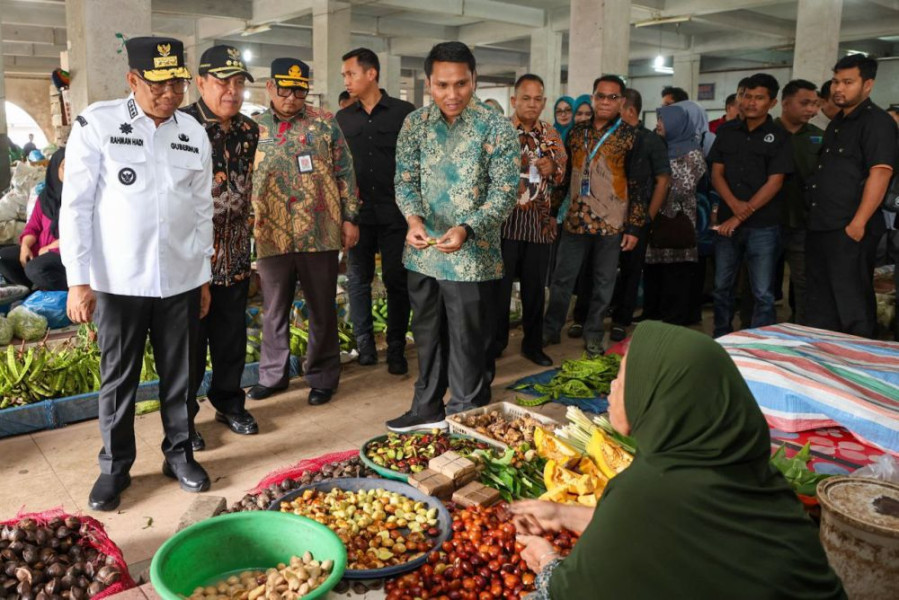 Gegara Banjir Harga Cabai 'Pedas' di Rohul, Pj Gubernur Riau Turun Tangan