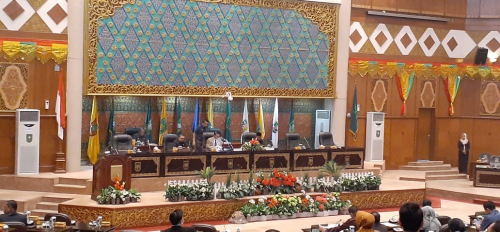 Sejumlah Fraksi di DPRD Riau Tolak Rencana Pemerintah 'Ngutang'  untuk APBD