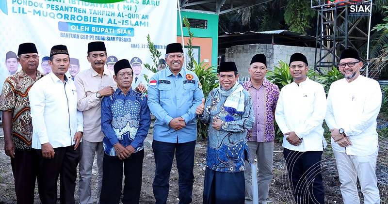Pemkab Siak dan BSP Serahkan Bantuan CSR Pembangunan Ruang Kelas  Pesantren