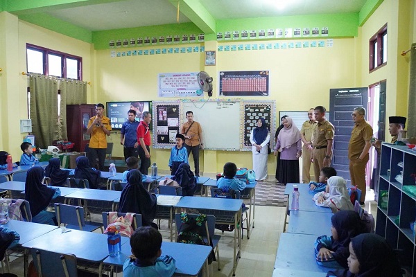 Tinjau dan Sukseskan Pelaksanaan BIAS, Ahmad Yuzar: Pemkab Kampar Komit dengan Kesehatan Anak