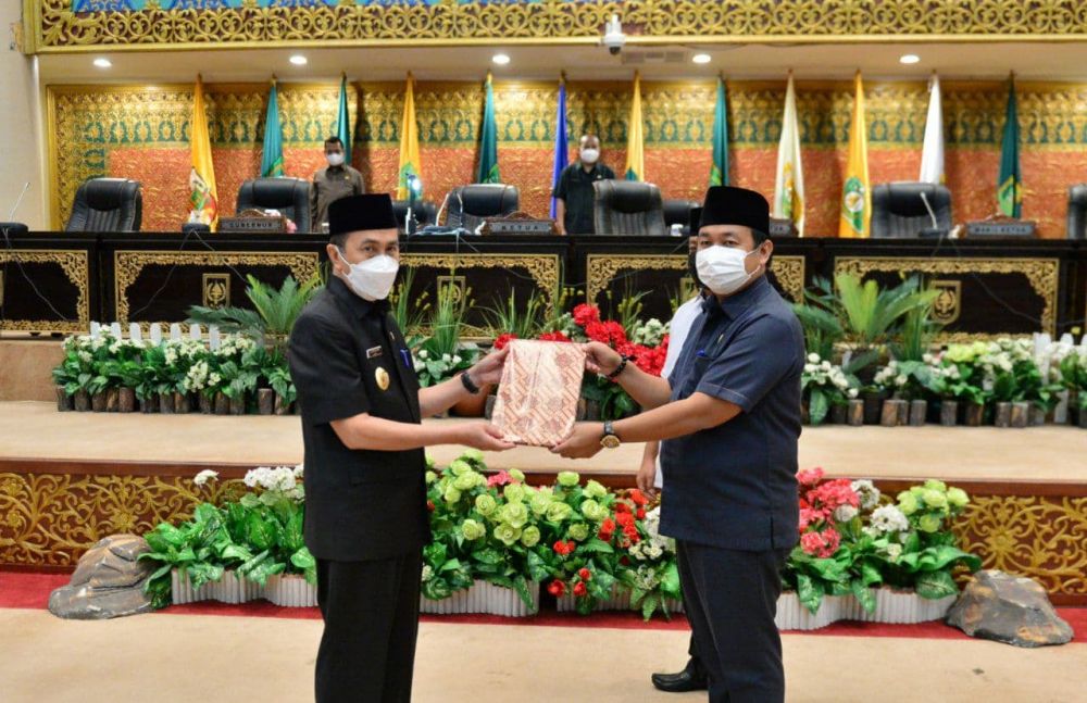 Melalui Paripurna, Gubri Sampaikan 2 Poin Utama Ranperda tentang Pajak Daerah