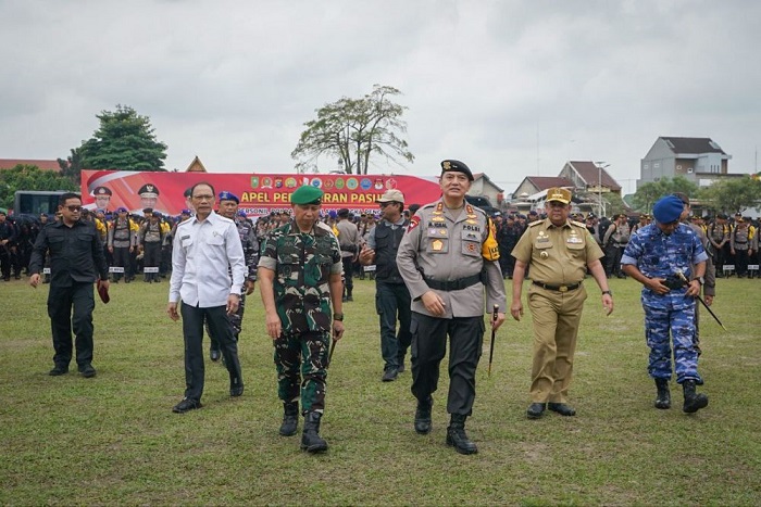 Lepas Ribuan Personil untuk Pengamanan Pemilu, Ini Pesan Kapolda Riau
