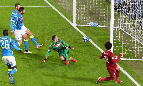Gol Salah di Kolong Kaki  Ospina Loloskan Liverpool  ke 16 Besar