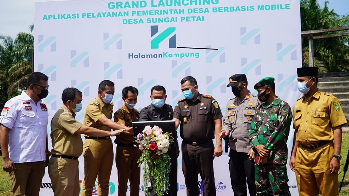 HEBAT! Pertama di Sumatera, Bupati Kampar Launching Aplikasi Desa Digital