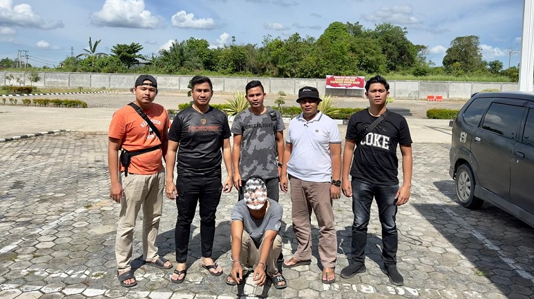 Satnarkoba Polres Rohul Tangkap Pria Bersama  Lima Paket Sabu di Pematang Barangan