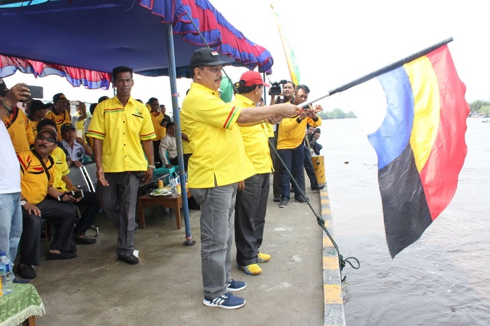 Buka Lomba Sampan Selodang, Sekda Inhil: Warisan Budaya yang Kaya akan Nilai Filosofis