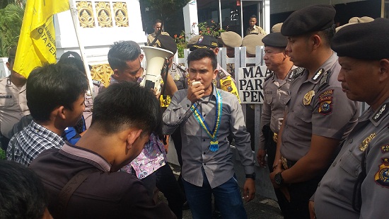 Berpolitik Praktis Terang-terangan,  PMII Minta Kadis Pendidikan Riau Dicopot Jadi PNS