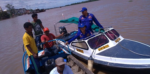 Dua Jam, Mariam Digulung Ombak, Suaminya Hilang Saat mencari Ikan