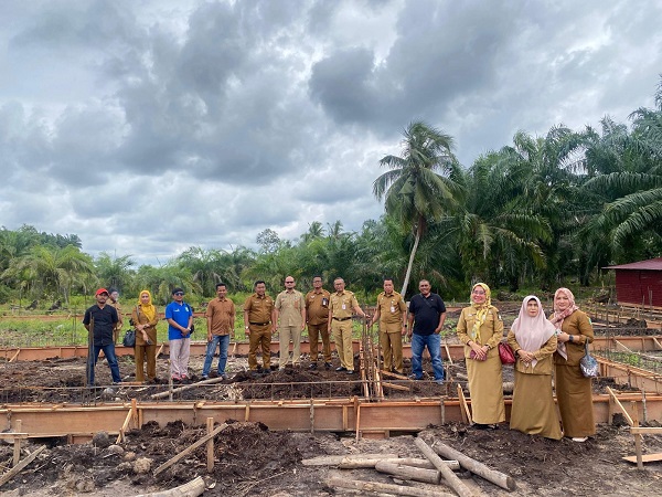 Pemkab Bengkalis Tinjau Lokasi Pembangunan Gerai KDMP Desa Deluk