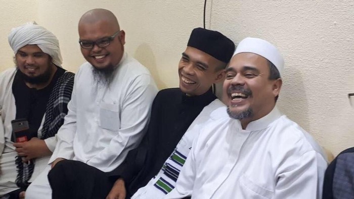 Merasa Malu Saat Cucu Nabi Difitnah hingga Tinggalkan Indonesia, Ini Doa Ustadz Abdul Somad untuk Habib Rizieq 