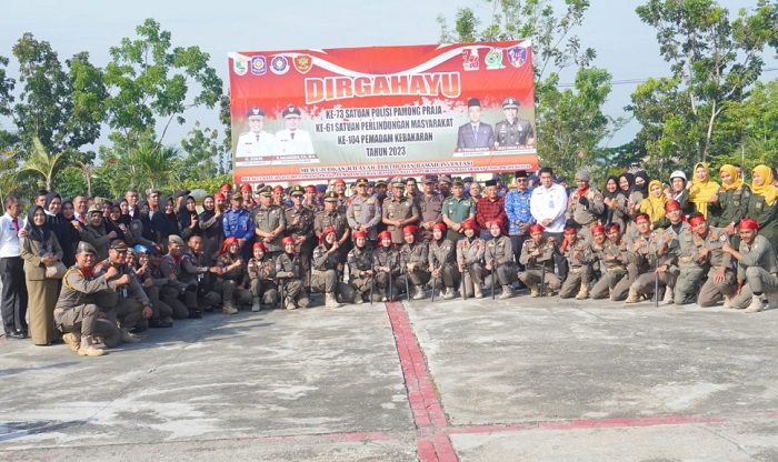 H. Zukri Inspektur Upacara Peringatan HUT Satpol PP, Satlinmas dan Damkar