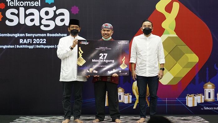 Telkomsel Siaga #SambungkanSenyuman untuk Berbagi Kebahagiaan Ramadan di Kota Bukittinggi