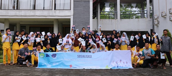 Ember Klasik Pendidikan Kimia FKIP Universitas Riau  Sosialisasi E Magazine di SMAN Pintar Telukkuantan
