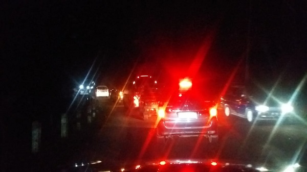 SPBU dan Rest Area di Jalan Lintas Riau-Sumbar Dipenuhi Parkir Kendaraan