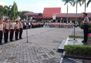 Alhamdulillah, 70 Personil Polisi Polda Riau Terima Kenaikan Pangkat