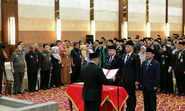 Benarkan Menantu dan Mantan Ajudannya Dilantik Jadi Pejabat Pemprov Riau, Syamsuar: Iyo