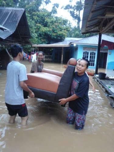 Banjir Kuansing Meluas, Warga Mulai Mengungsi