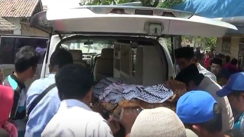 Keji! Hanya karena Terganggu Dengar Suara Dengkuran, Anak Bunuh Ayah Kandung Pakai Linggis 