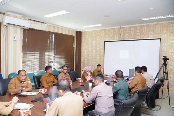 Wakil Bupati Kampar Pimpin Rakor Inflasi dan Program 3 Juta Rumah Bersama Kemendagri