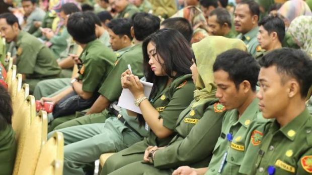 Enak Banget! Udahlah Gaji Naik Terus, PNS Bakal Boleh Kerja dari Rumah