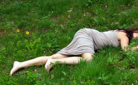 KEJI...Usai Diperkosa dan Dianiaya, Karyawati Toko Roti Dibuang di Kebun