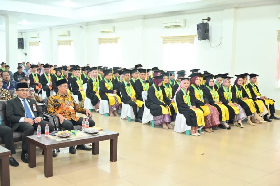 61 Mahasiswa ITMG Duri di Wisuda, Bupati Bengkalis Pesankan untuk Tetap Cintai Ilmu