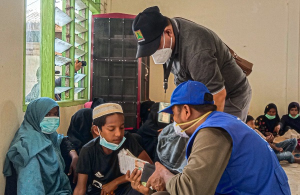 Hari Ini, Pengungsi Rohingnya Dipindah dari Aceh ke Pekanbaru