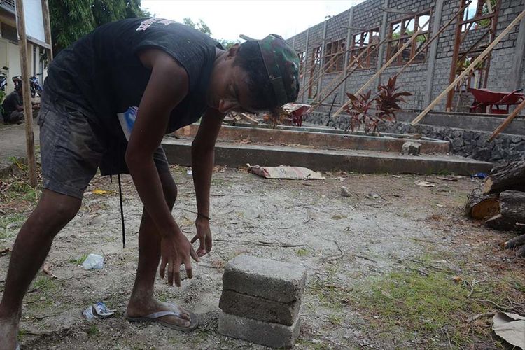 Ini Cerita Rafdi, Anak Wakil Wali Kota Tidore, Kerap Dicemooh karena Jadi Kuli Bangunan