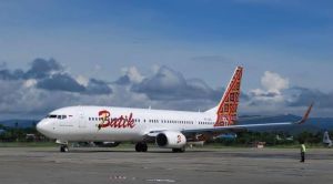 Jarak Pandang Hanya 200 Meter, Batiak Air Tujuan Jakarta Delay di Bandara SSK II Pekanbaru
