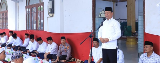 Pemda Rohul Awali Safari Ramadhan di Desa Talikumain