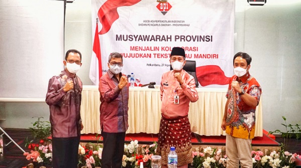 Basrie Kamba Nahkodai BPD API Riau