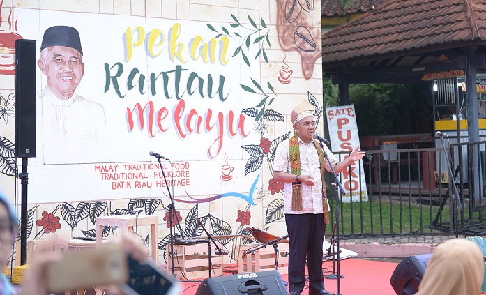 Gubri Buka Pekan Rantau Melayu 2017 di Pekanbaru