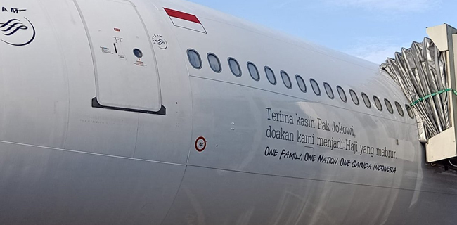 Sindir Stiker 'Terima Kasih Jokowi' di Pesawat Jemaah Haji, PKS: Jangan Terlalu Memuji, Justru Seperti Menebar Pasir ke Wajah Kita