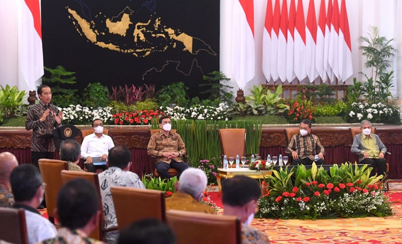 Kepada  Menko Luhut Pandjaitan, Erick Thohir  dan Arifin Tasrif, Presiden  Jokowi  Minta Itung-itungan Riil Soal Kebijakan  Ini....