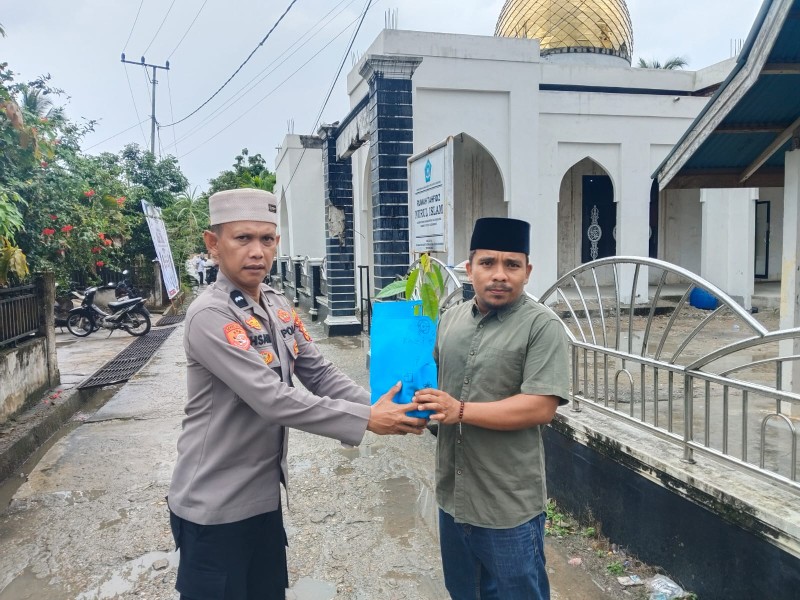 Polsek Jajaran Polres Kuansing Serentak Gelar “Pohon Berkah Ramadhan”, Tebar Bibit untuk Negeri