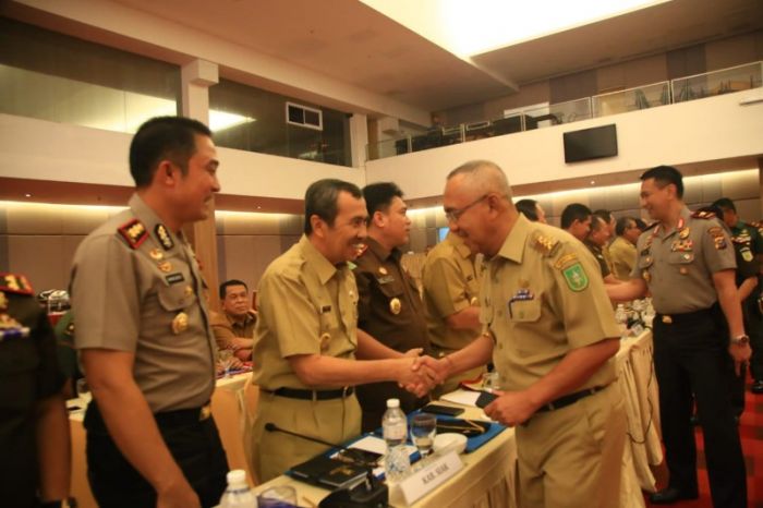 Bupati Siak Ikuti Rakor Gubernur dan Bupati/Wali Kota se Riau