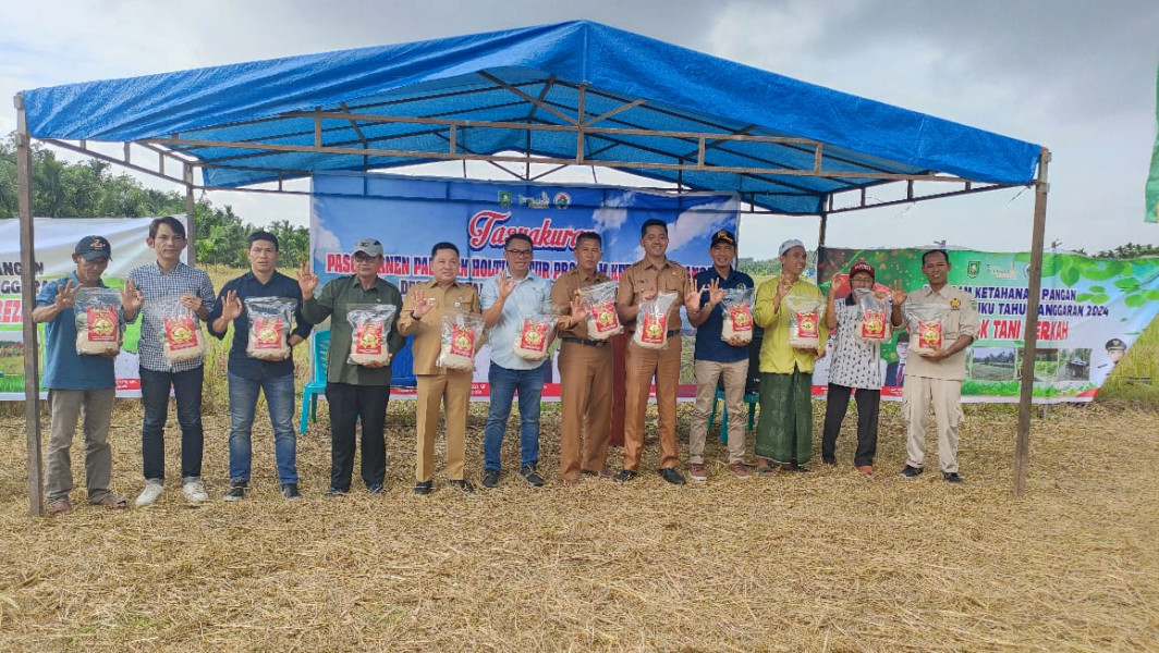 Hasil Panen Meningkat, Desa Pematang Duku Gelar Tasyakuran