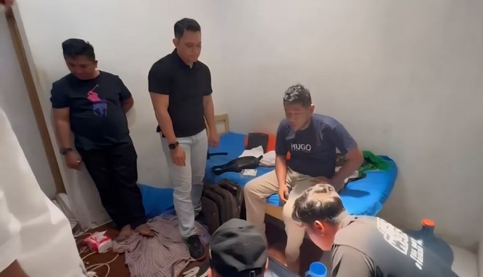 Ditangkap, Eks Scammer dari  Kamboja Tipu Warga Pekanbaru  Rp285 Juta, Begini Modusnya...