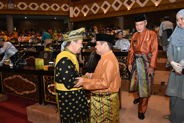 Bupati Amril Hadiri Rapat Paripurna DPRD Riau Sempena HUT Riau ke-62
