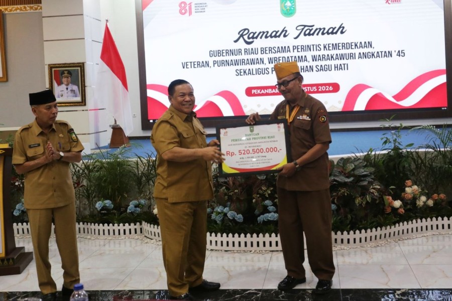 Apresiasi Jasa Pejuang, Plt Gubri SF Hariyanto Salurkan Sagu Hati Rp520,5 Juta untuk Veteran Riau
