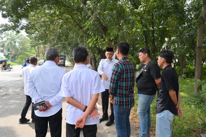 Tingkat Urgensi Tinggi, Wako  Paisal Tinjau  Rencana Peningkatan Jalan Soekarno-Hatta