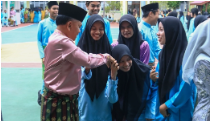 Bupati Asmar Ajak Para Siswa Tingkatkan Rasa Nasionalisme