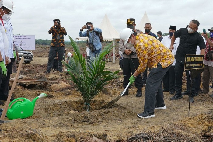 Datang ke Riau, Menko Perekonomian Airlangga 'Dihadiahi' Keluhan Soal Ini...